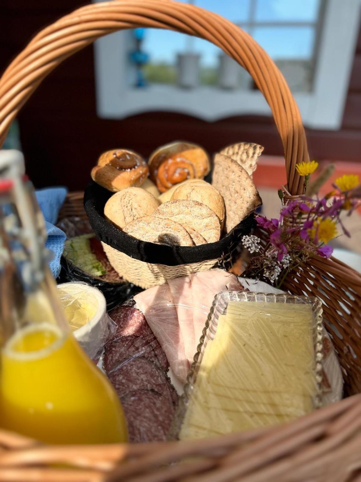 B & B Hjaerthuset Zweden Ekshaerad Buitenkant foto
